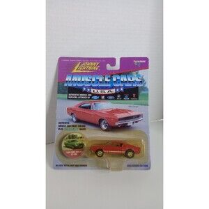 Johnny Lightning Muscle Cars U.S.A. 1968 Ford Shelby GT-500 1:63 Diecast - Red